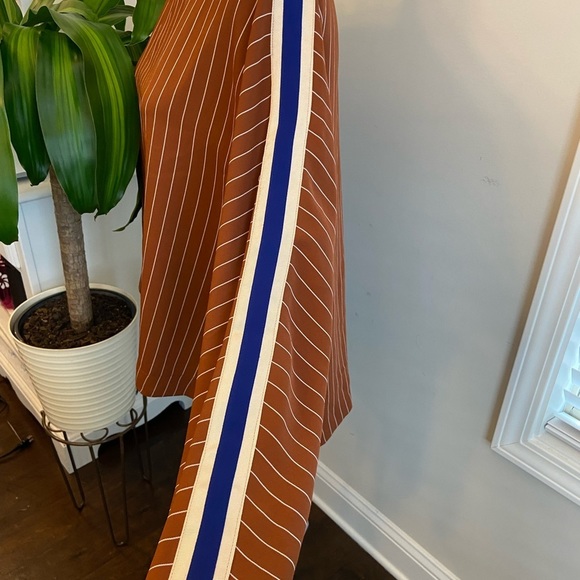 SALE! 🔔 Lalem Modern Statement Blouse - Size 40 - Picture 4 of 8